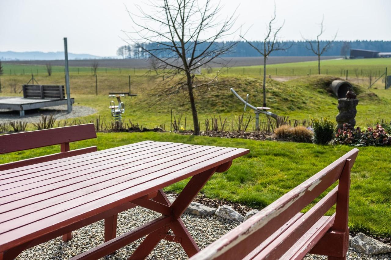 Ruhige Ferienwohnung Mit Panoramablick Ingoldingen 외부 사진